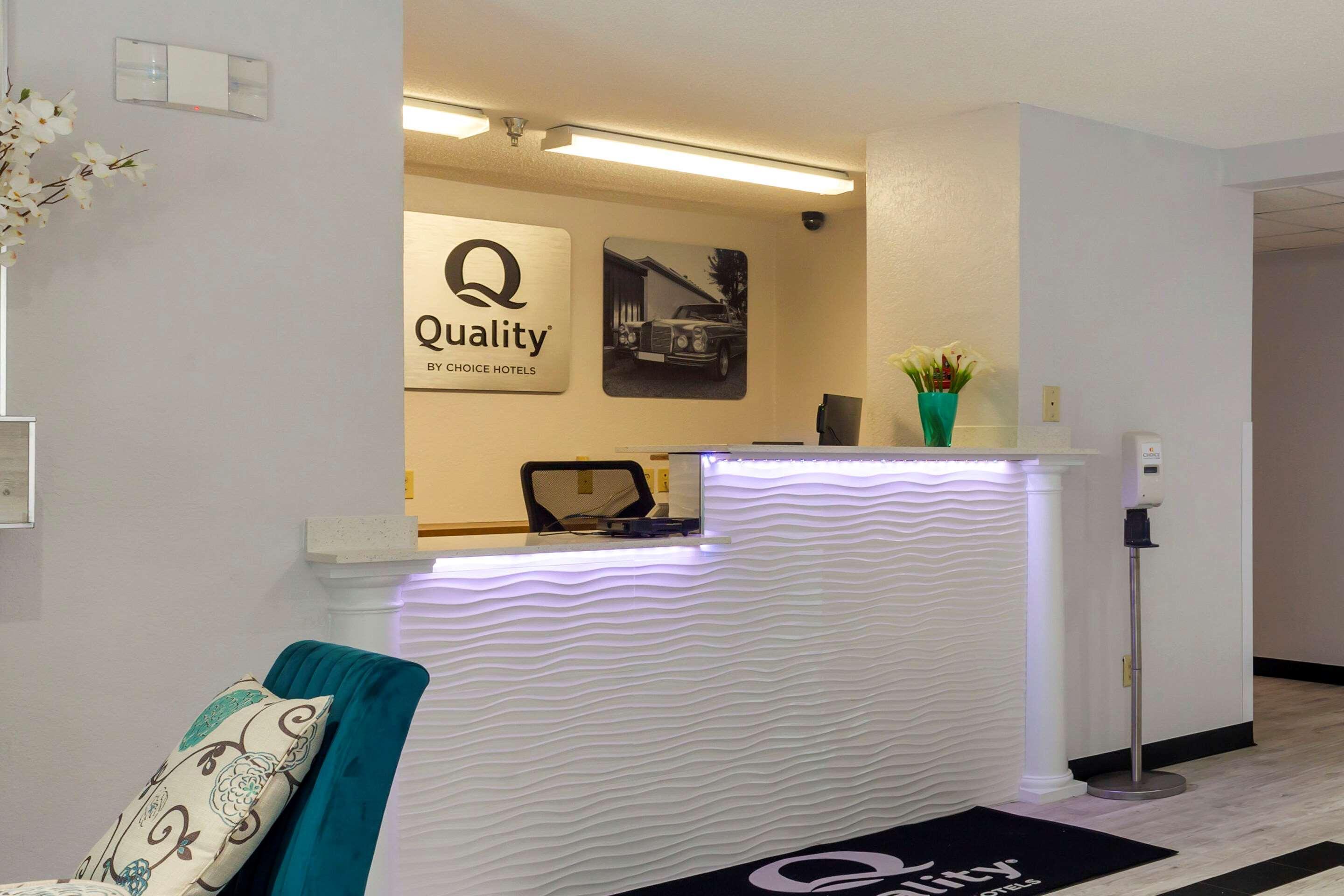 Quality Inn Лі Екстер'єр фото