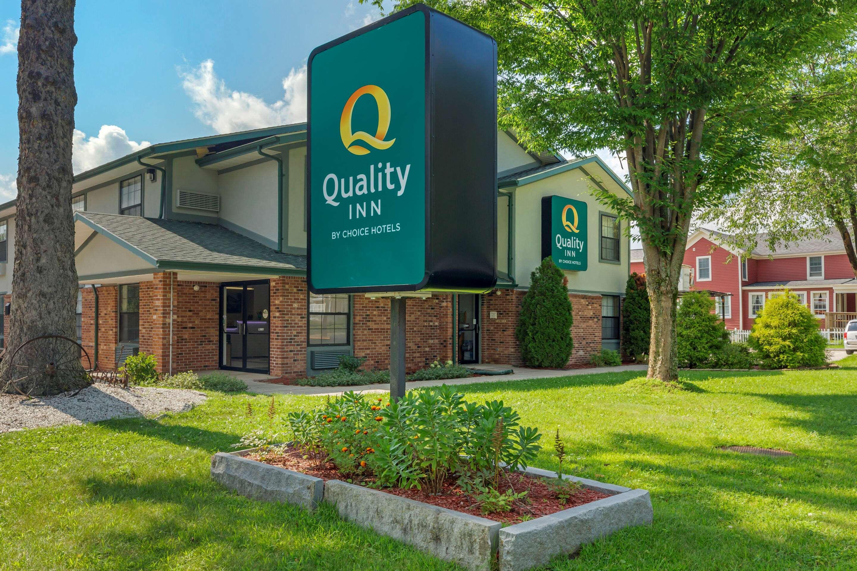 Quality Inn Лі Екстер'єр фото
